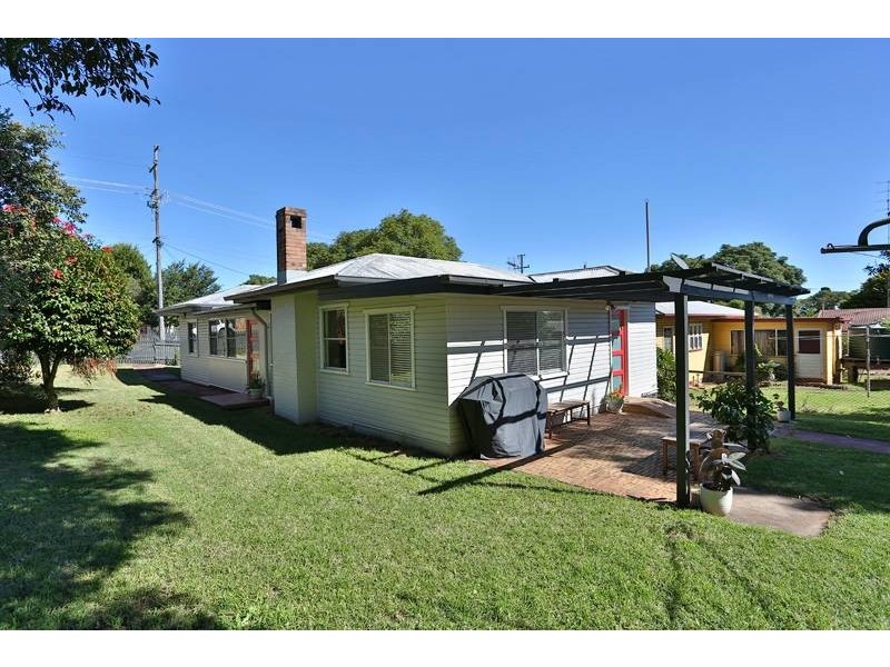 93B Jellicoe Street, North Toowoomba QLD 4350