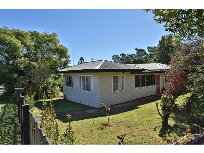 93B Jellicoe Street, North Toowoomba QLD 4350