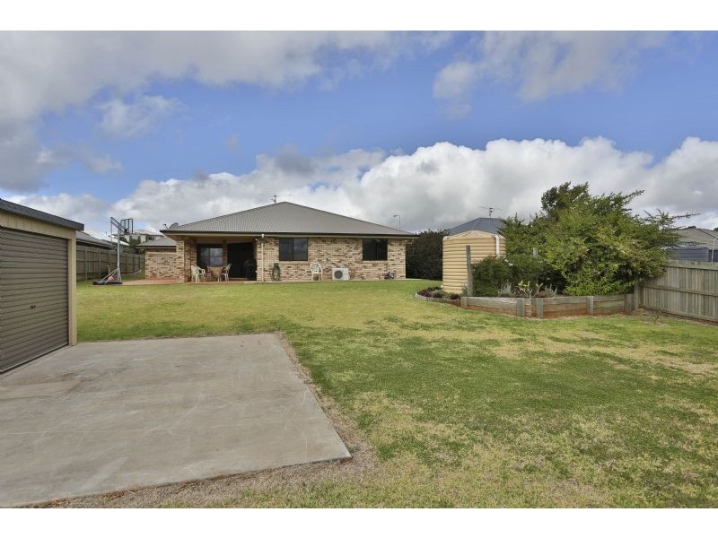 25 Smythe Drive, Highfields QLD 4352