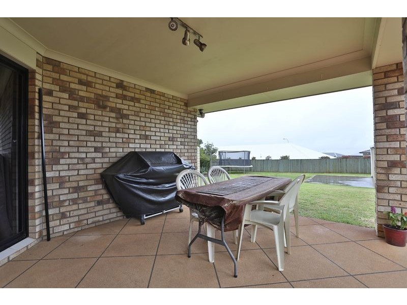 25 Smythe Drive, Highfields QLD 4352
