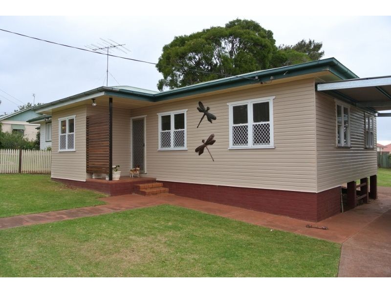 12 Murray Street, North Toowoomba QLD 4350