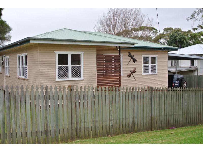 12 Murray Street, North Toowoomba QLD 4350