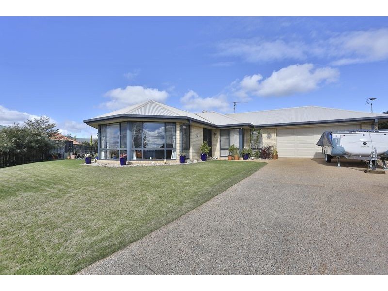 9 Kalimna Drive, Highfields QLD 4352