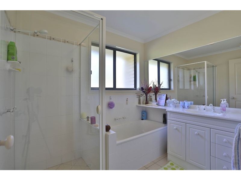 9 Kalimna Drive, Highfields QLD 4352