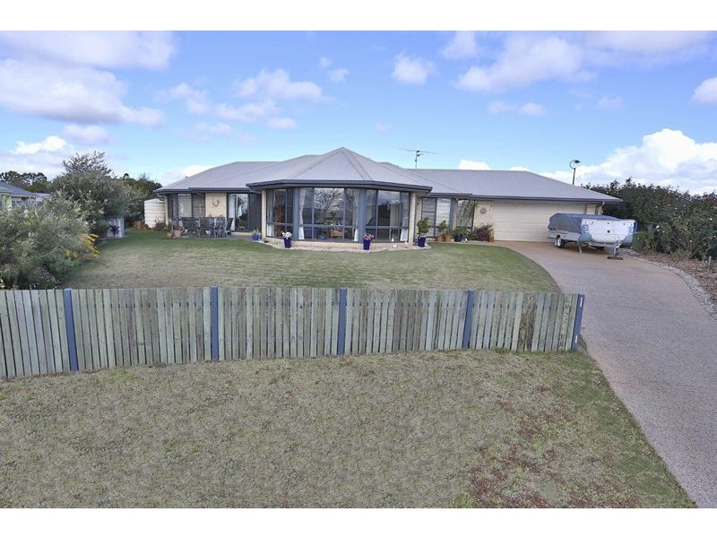 9 Kalimna Drive, Highfields QLD 4352