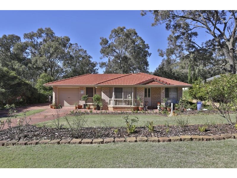 17 Highland Park Road, Meringandan West QLD 4352