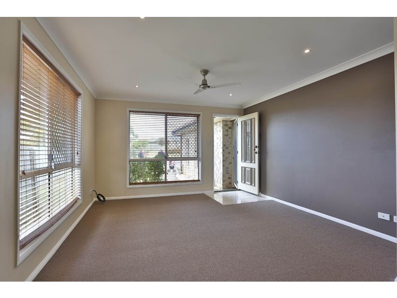 2/11 O’beirne Street, Kearneys Spring QLD 4350