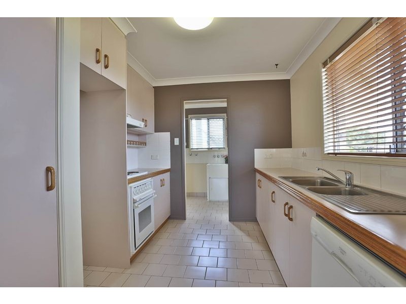 2/11 O’beirne Street, Kearneys Spring QLD 4350