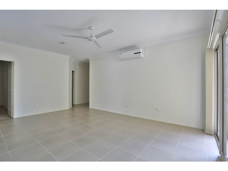 2 Vicky Avenue, Crows Nest QLD 4355