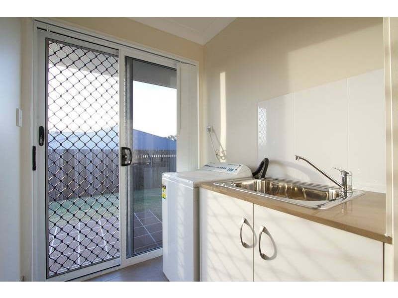 26 Shoesmith Drive, Westbrook QLD 4350