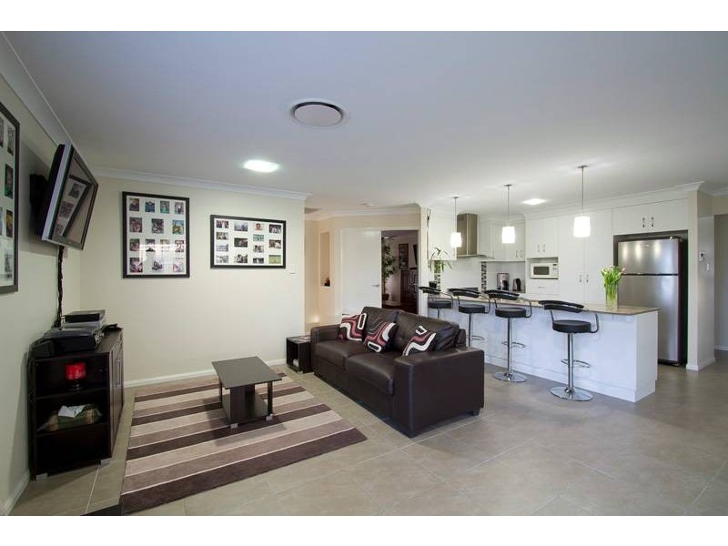 26 Shoesmith Drive, Westbrook QLD 4350