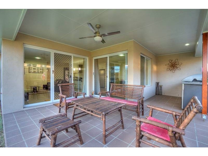 26 Shoesmith Drive, Westbrook QLD 4350