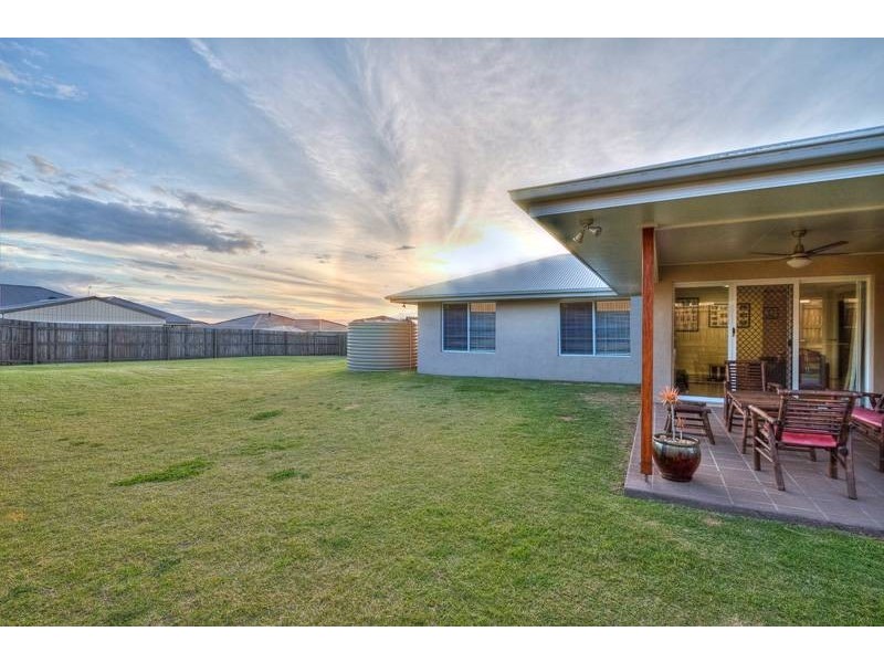 26 Shoesmith Drive, Westbrook QLD 4350