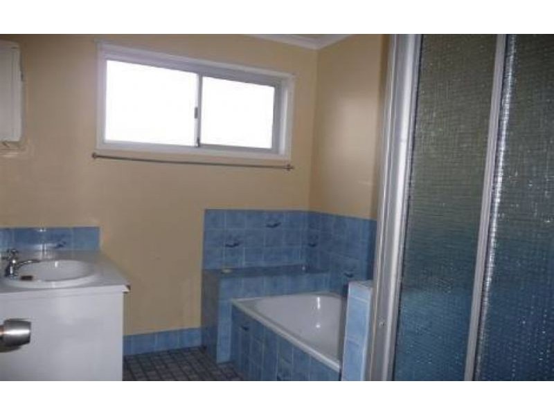 5 Montana Street, Wilsonton Heights QLD 4350