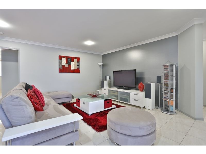 11 Alexander Avenue, Highfields QLD 4352