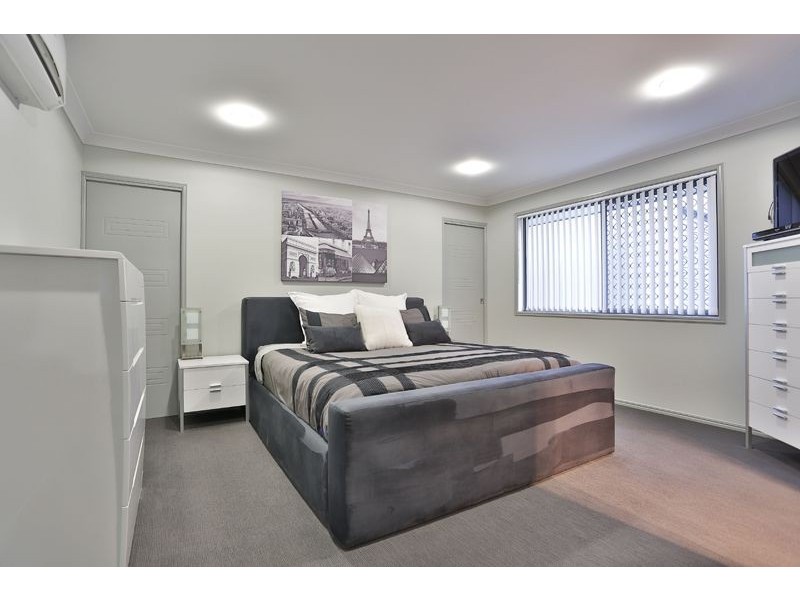 11 Alexander Avenue, Highfields QLD 4352