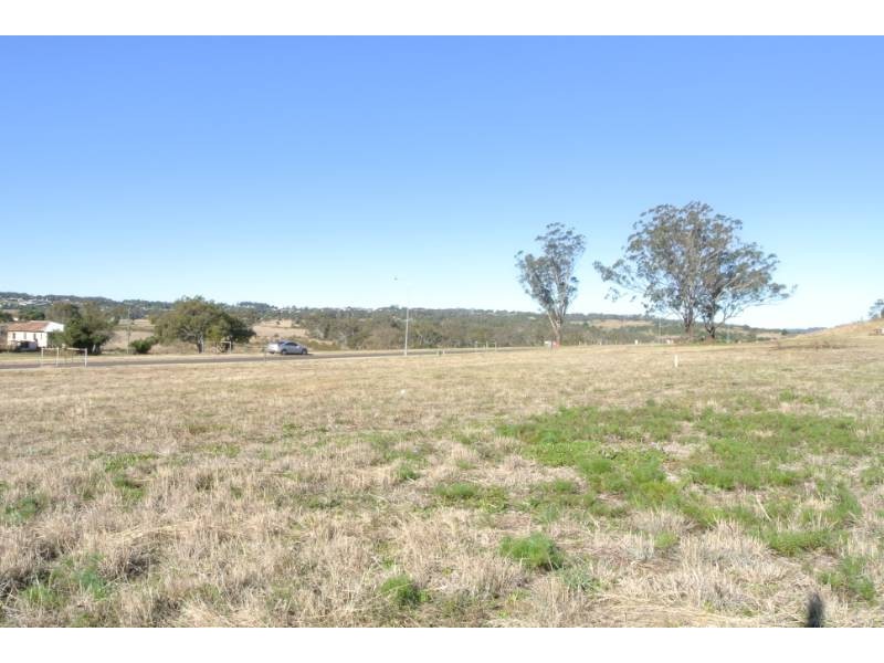 4 Frontier Court, Gowrie Junction QLD 4352