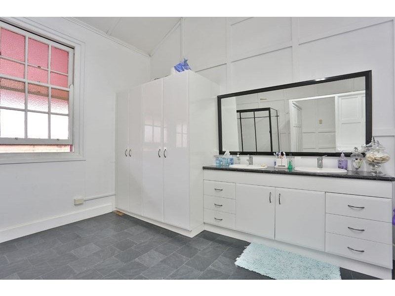 403 Ruthven Street, Toowoomba City QLD 4350