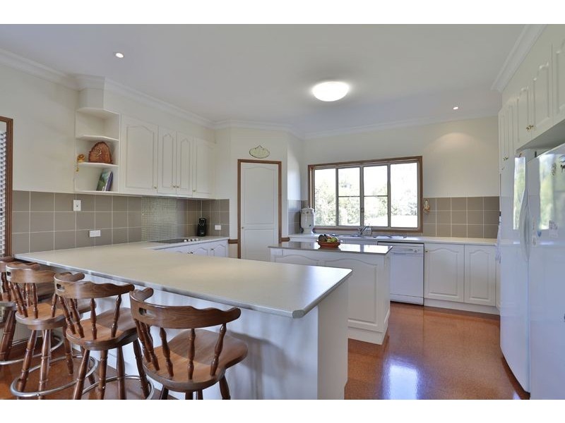 21 Bass Street, Cabarlah QLD 4352