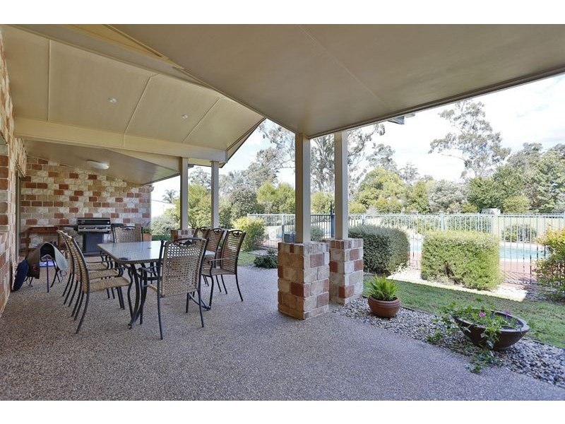 21 Bass Street, Cabarlah QLD 4352