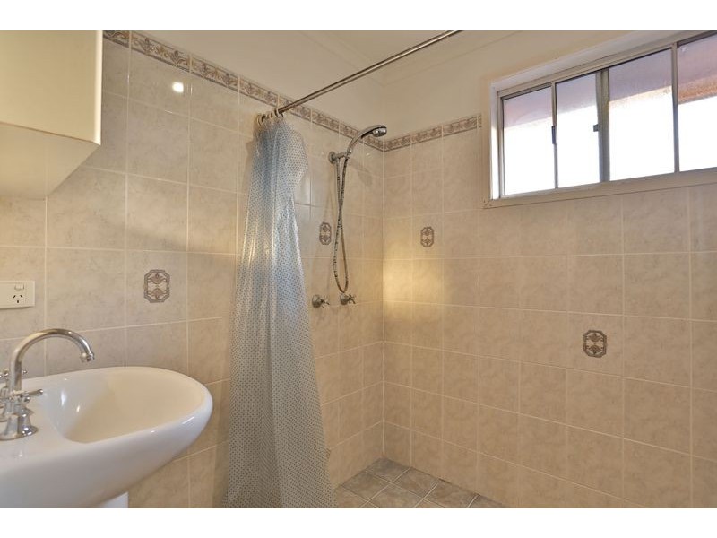 10 Spies Court, Mount Lofty QLD 4350