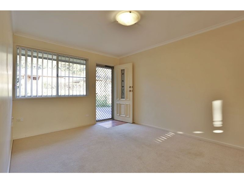 10 Spies Court, Mount Lofty QLD 4350