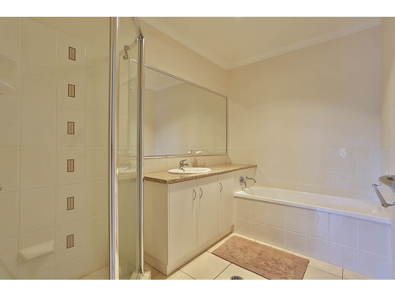 5/10 Devon Street, Newtown QLD 4350