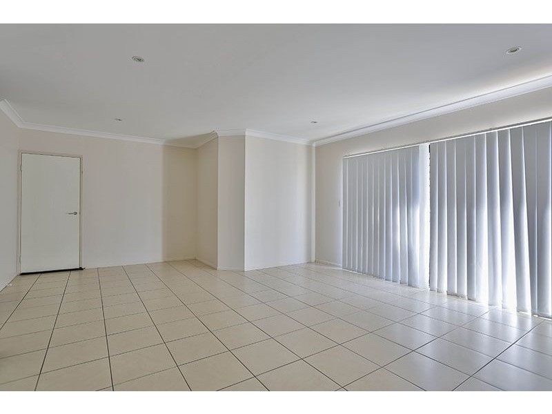 5/10 Devon Street, Newtown QLD 4350