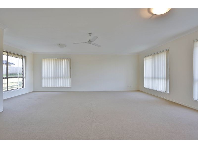 35 Highgrove Drive, Highfields QLD 4352