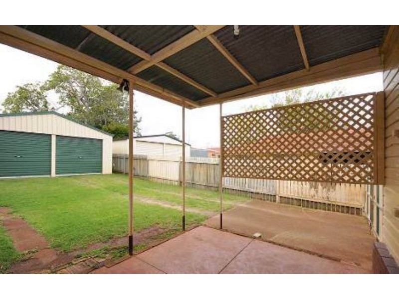 28 McIntyre Street, Centenary Heights QLD 4350