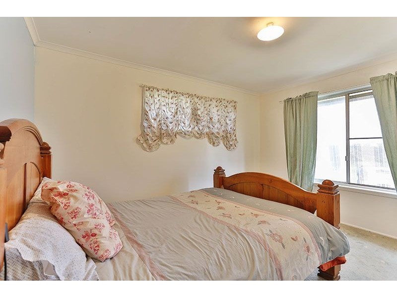 289 Beauaraba Road, Biddeston QLD 4401