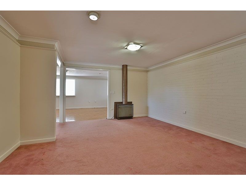 49 High Street, Rangeville QLD 4350