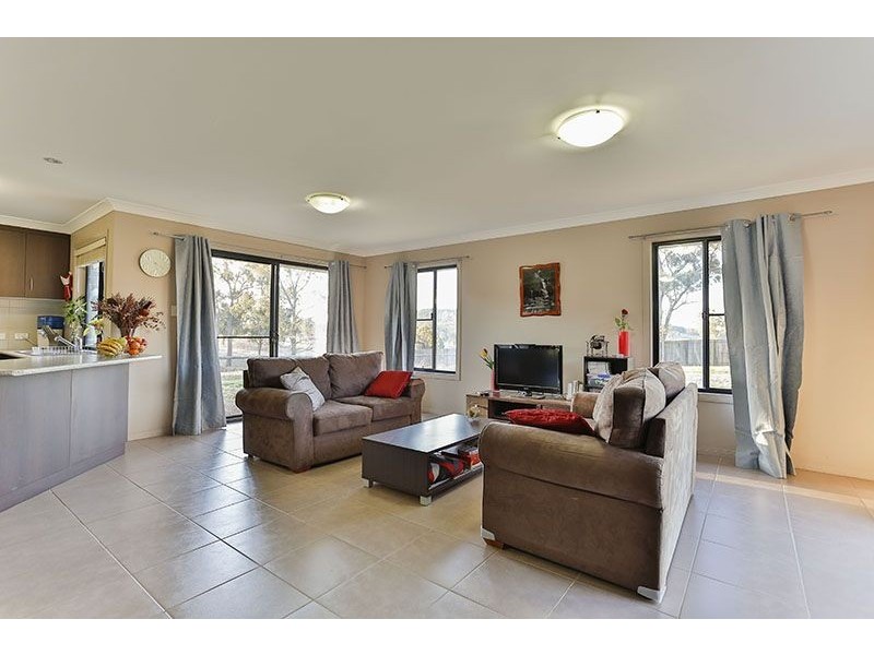85 Highland Park Road, Meringandan West QLD 4352