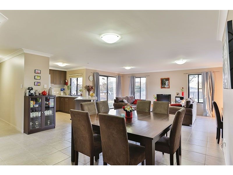 85 Highland Park Road, Meringandan West QLD 4352