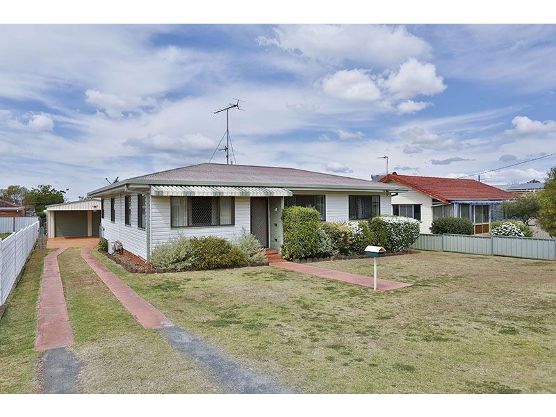 4 Druce Street, Wilsonton QLD 4350