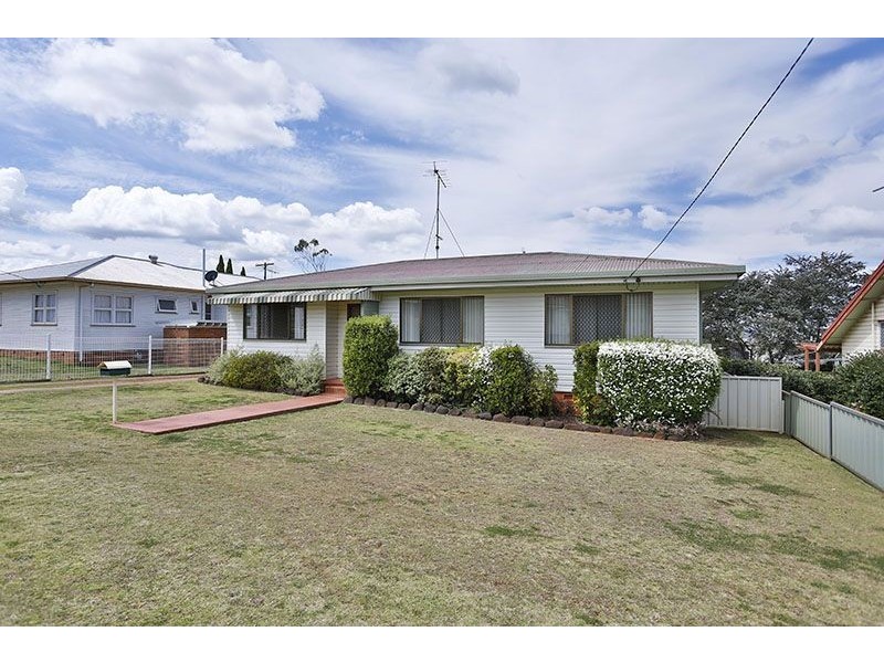 4 Druce Street, Wilsonton QLD 4350