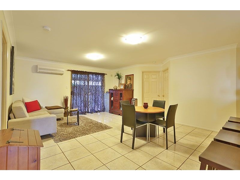 8 Bushnell Court, Rockville QLD 4350