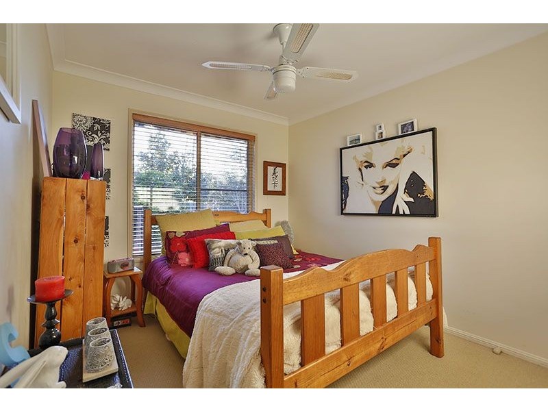 8 Bushnell Court, Rockville QLD 4350