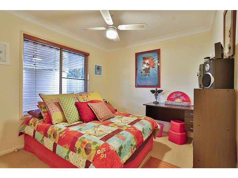 8 Bushnell Court, Rockville QLD 4350