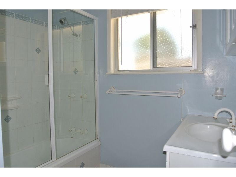 15 Quelch Street, Rockville QLD 4350