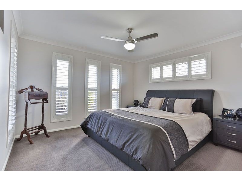 2 Plover Court, Highfields QLD 4352