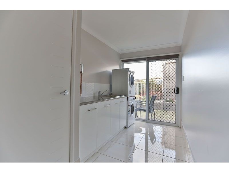 2 Plover Court, Highfields QLD 4352