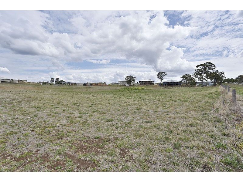 Highfield Ridge, Gowrie Junction QLD 4352