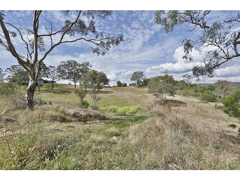 Highfield Ridge, Gowrie Junction QLD 4352