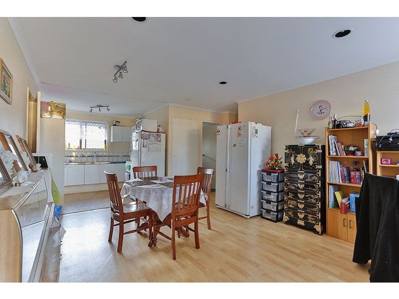 1/42 Debra Street, Centenary Heights QLD 4350