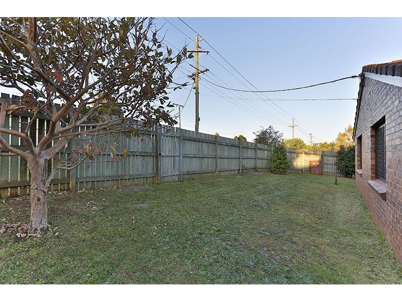 1/42 Debra Street, Centenary Heights QLD 4350
