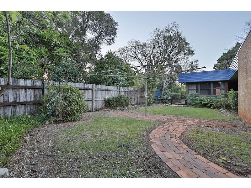 1 Bingara Street, Mount Lofty QLD 4350