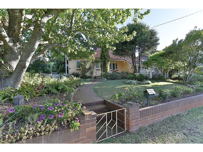 154 Perth Street, South Toowoomba QLD 4350