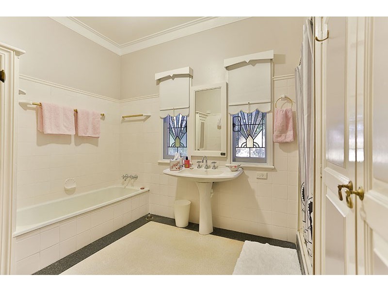 154 Perth Street, South Toowoomba QLD 4350