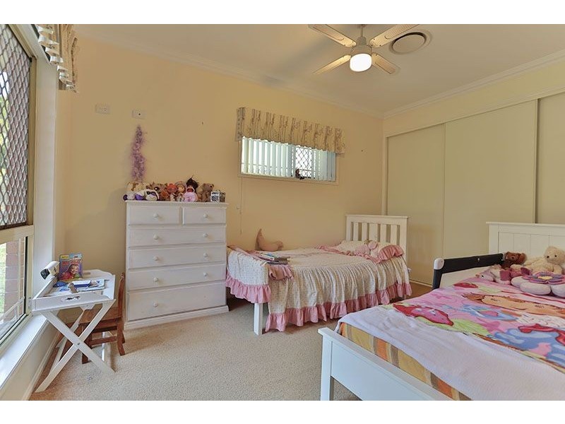 9 Andersson Court, Highfields QLD 4352
